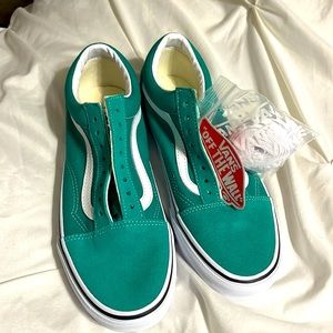 NWT Green old Skool Vans